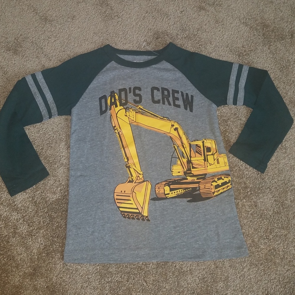 5t long sleeve NEW WITH TAGS